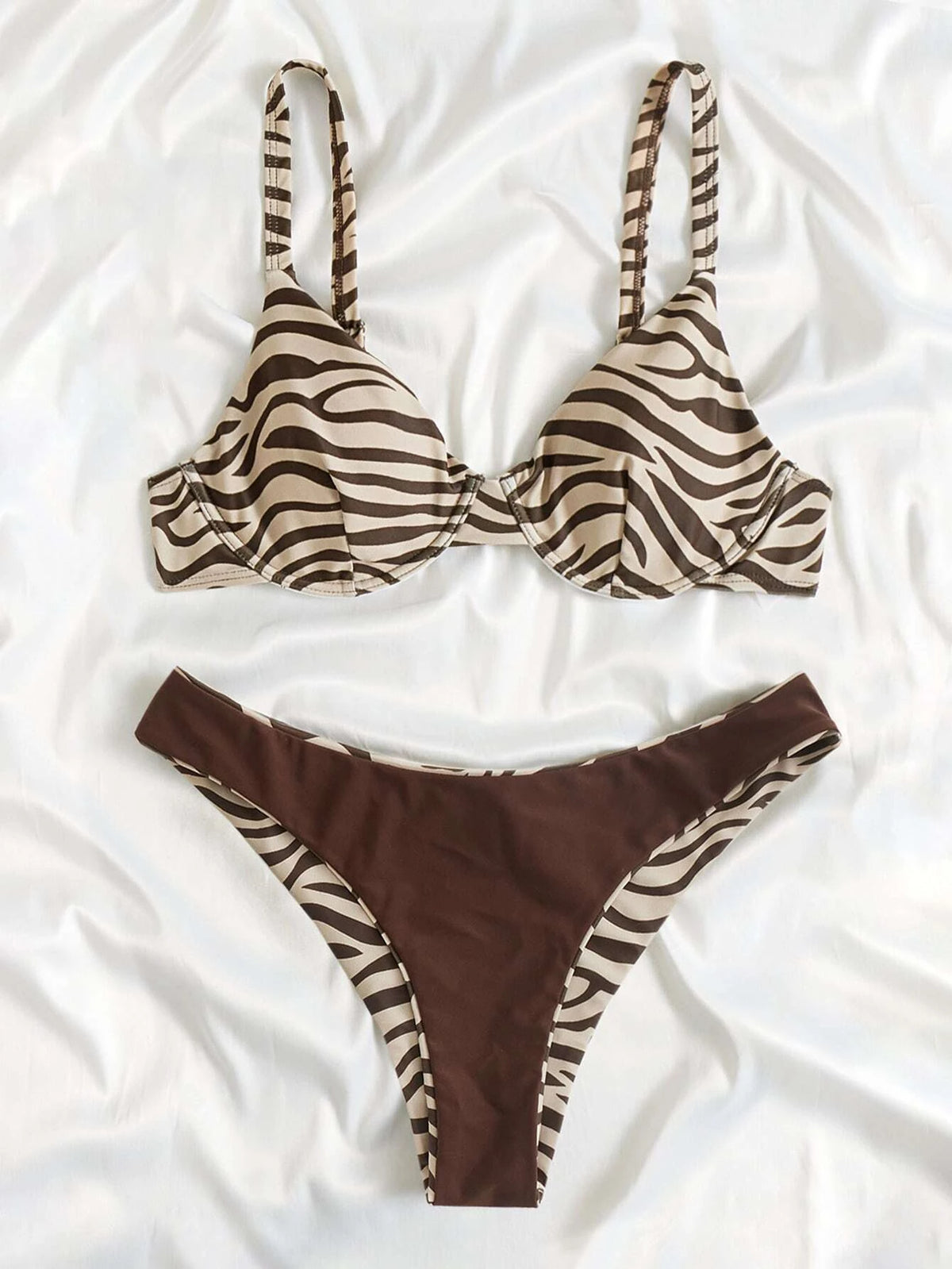 Conjunto de biquíni zebra